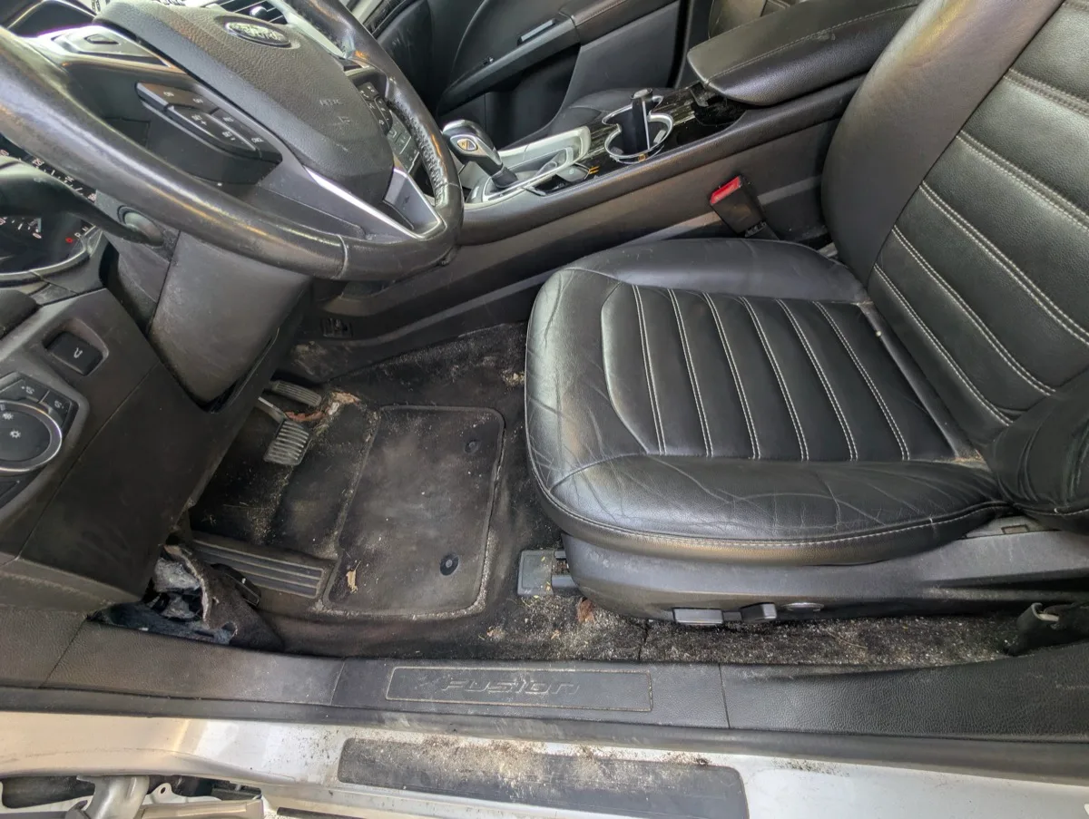 Ford Edge before detailing